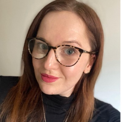 Portrait of Dr Hannah Klimas